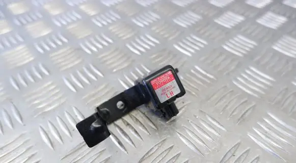 Lexus RX 330 - 350 - 400H Airbag deployment crash/impact sensor G484948010