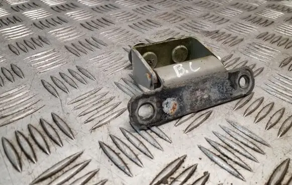 KIA Sorento Tailgate/trunk/boot hinge