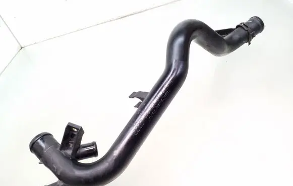 Audi Q5 SQ5 Engine coolant pipe/hose 03L121071B