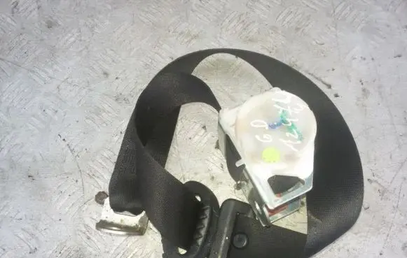 Opel Zafira A Rear seatbelt 01020202