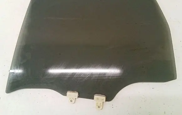 Rear door window glass