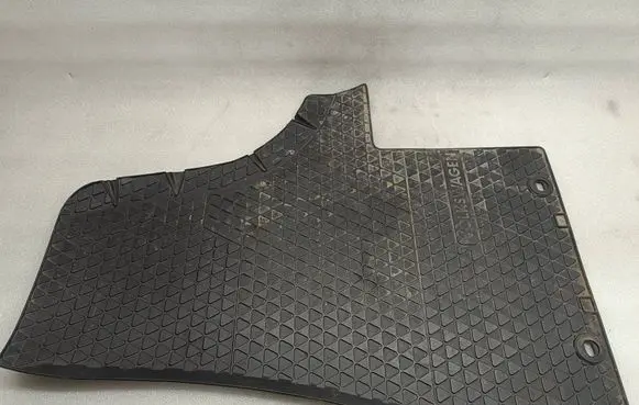 Volkswagen Transporter - Caravelle T5 Front floor mat 7H1061501