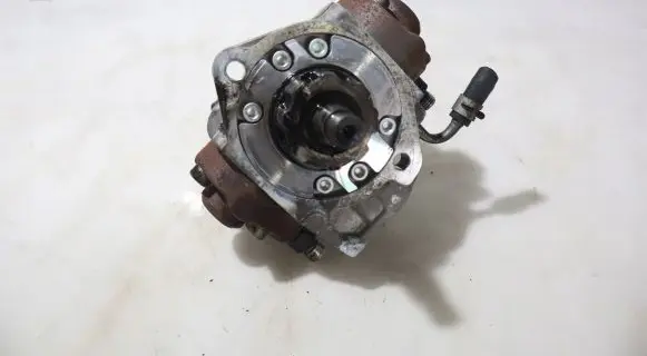 Subaru Legacy Fuel injection high pressure pump