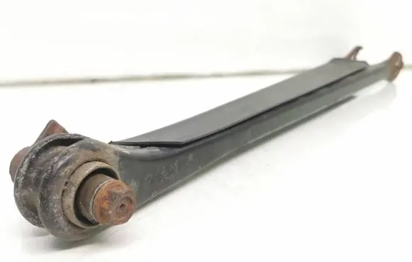 Rear control arm