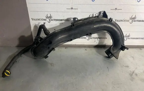 Ford Kuga II Intercooler hose/pipe AV619C623B