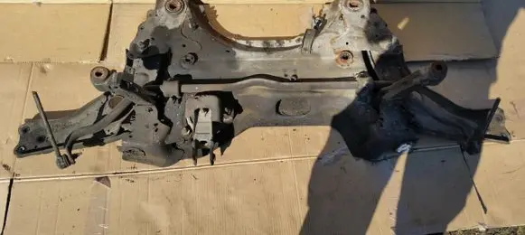 Peugeot 308 Front axle beam 