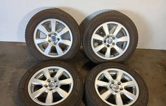 Volvo V70 R16 alloy rim 31381194