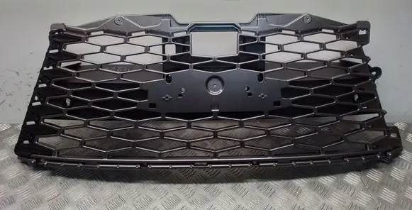 Lexus LBX Front grill 5310152C30