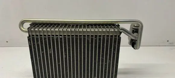 BMW 3 E46 Air conditioning (A/C) radiator (interior) 6904437