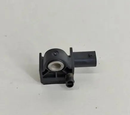 Volkswagen Golf VII Airbag deployment crash/impact sensor 5Q0959651
