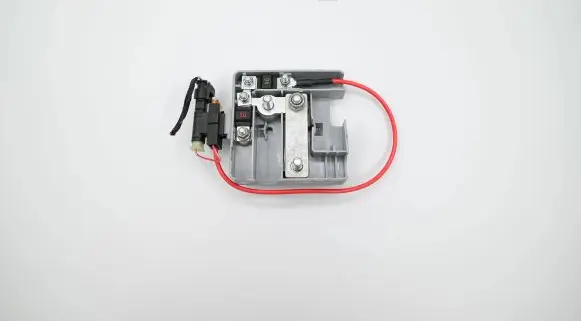 BMW X5 F15 Battery relay fuse 9338545 7576081 757608102