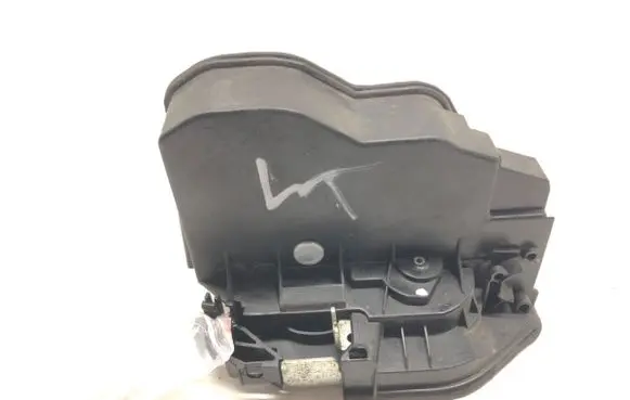 BMW X5 E70 Rear door lock 7202147