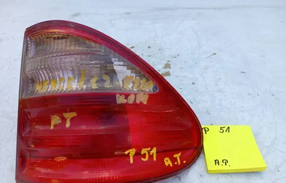 Mercedes-Benz E W210 Rear/tail lights 2108205464