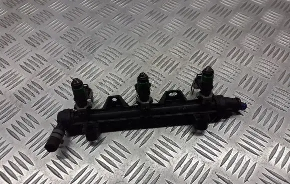 Seat Ibiza III (6L) Fuel main line pipe 03E133320