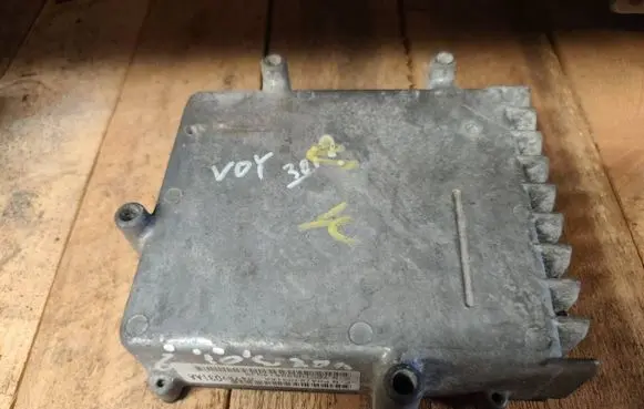 Chrysler Voyager Gearbox control unit/module P04727031AA 04727031AA TECTH288614QJS