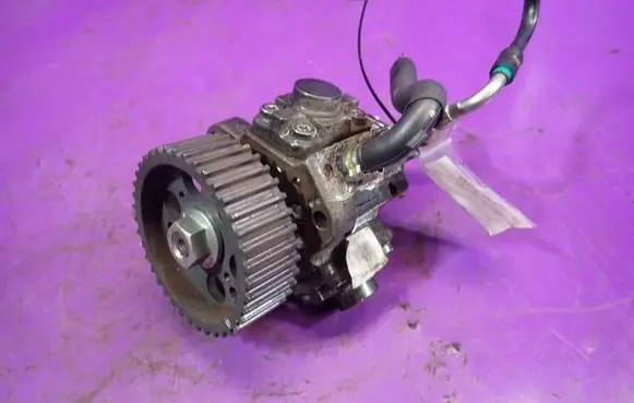Fiat Freemont Fuel injection high pressure pump 55237689
