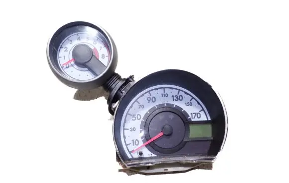 Toyota Aygo AB10 Speedometer (instrument cluster) 838000H042