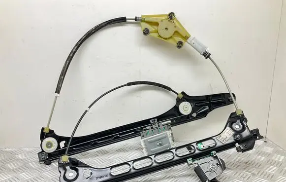 Audi TT TTS Mk2 Front door electric window regulator 8J0837462E