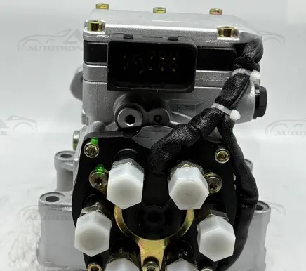 Audi A4 S4 B6 8E 8H Fuel injection high pressure pump 0470506024