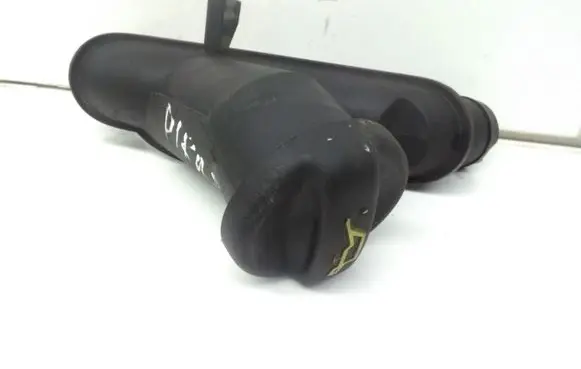 Citroen Xsara Picasso Oil fill pipe 9638323780