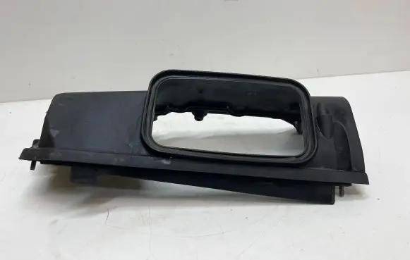 BMW 1 E81 E87 Air filter box cover 7787254 0928400397