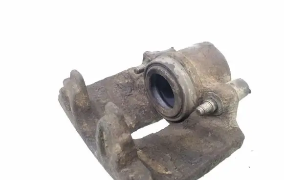 Volkswagen Golf V Front brake caliper