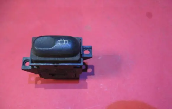 Renault Laguna I Central locking switch button 047VALVAR