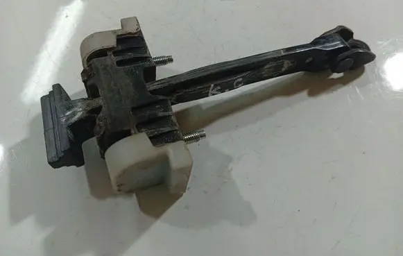 Opel Insignia A Rear door check strap stopper 