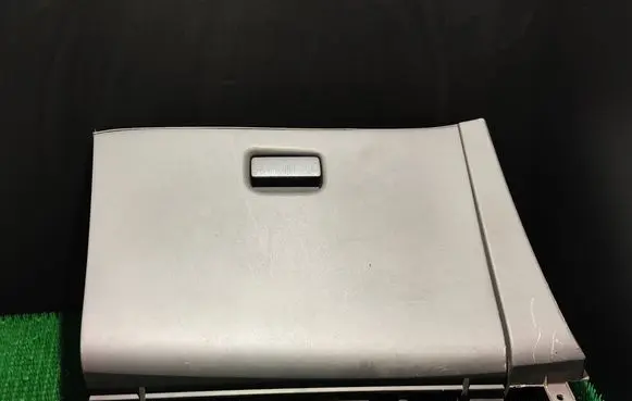Nissan Almera Tino Glove box 68108BU700 68108BU200 681084U200