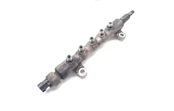 Fuel main line pipe