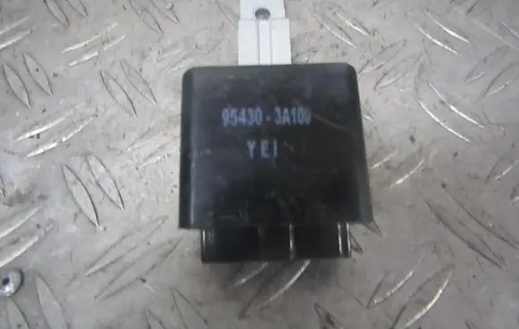 Hyundai Trajet Other relay 954303a100