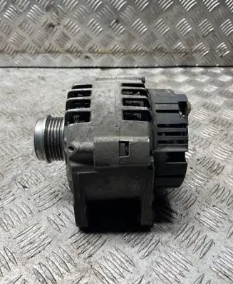 Volkswagen PASSAT B5 Generator/alternator 028903029E