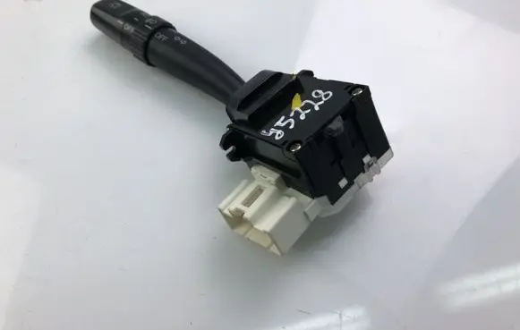Lexus LS 430 Wiper turn signal indicator stalk/switch C30CV113