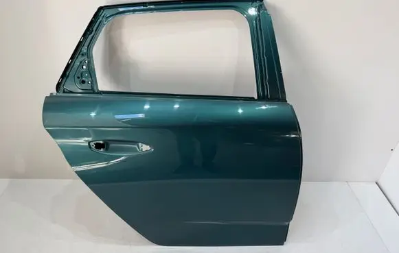 Peugeot 308 Rear door 