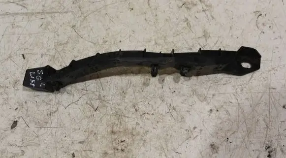 Subaru Forester SG Front bumper mounting bracket