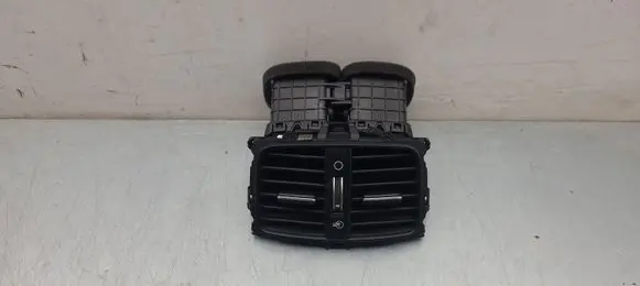 KIA Niro Rear air vent grill