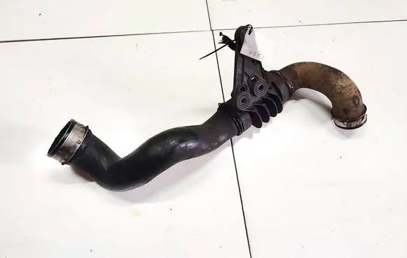 Intercooler hose/pipe