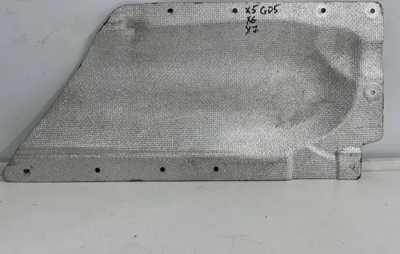 BMW X6 G06 Exhaust heat shield 7424885
