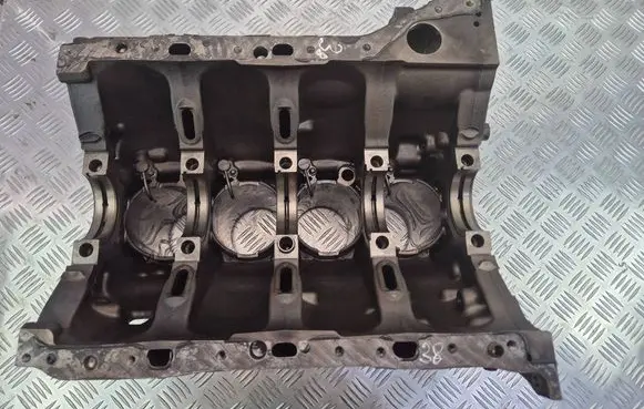 Mercedes-Benz E W212 Engine block R6510110601