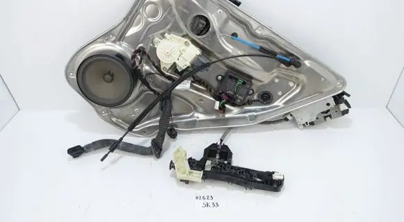 Mercedes-Benz E W212 Rear door window regulator with motor A2125407605