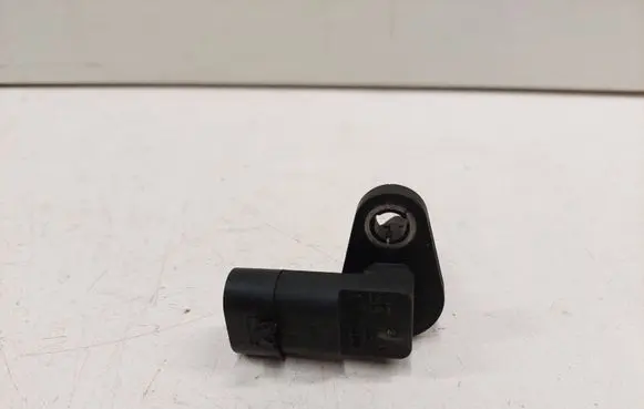 Opel Insignia A Camshaft position sensor 55201876
