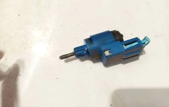Brake pedal sensor switch
