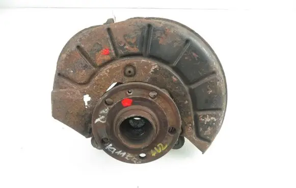 Volkswagen Touran I Front wheel hub spindle knuckle