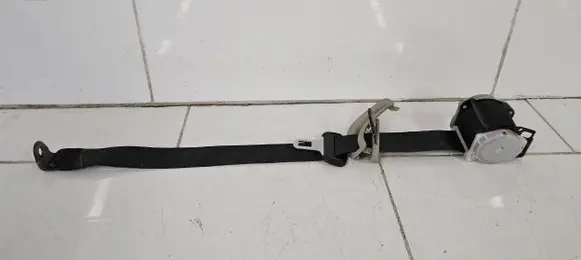 Mazda CX-7 Rear seatbelt AB052