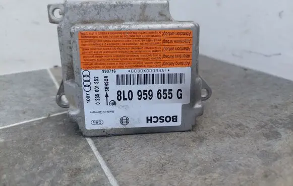 Audi A3 S3 8L Airbag control unit/module 8L0959655G