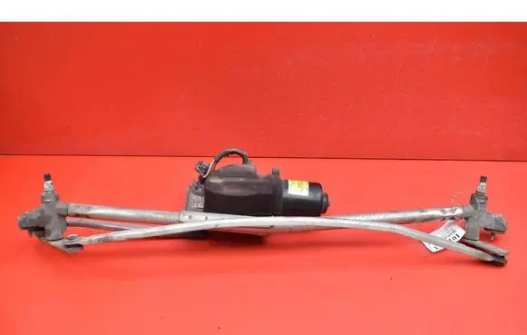 Front wiper linkage and motor