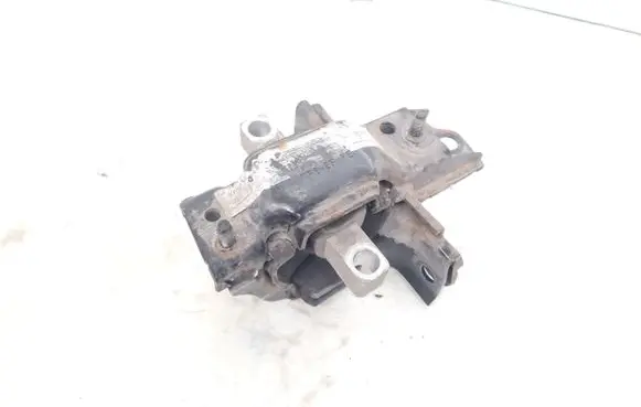 Seat Ibiza IV (6J,6P) Engine mount bracket 6Q0199555