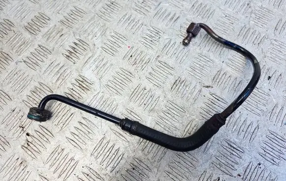 Audi A8 S8 D3 4E Engine coolant pipe/hose 057121597G