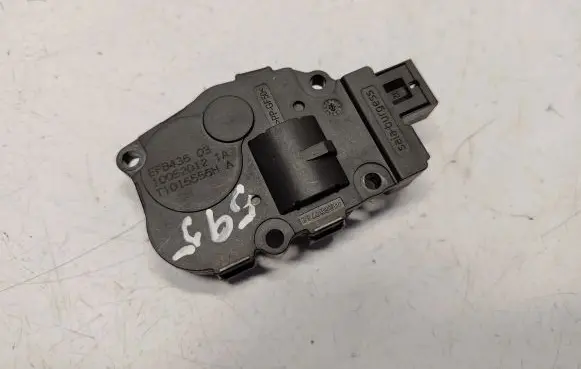 BMW X5 E70 A/C air flow flap actuator/motor 410475522 64119321034