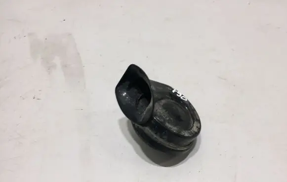 Volkswagen PASSAT B6 Horn signal 3C0951226
